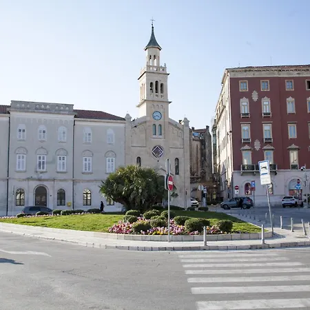 아파트 Jon 스플리트